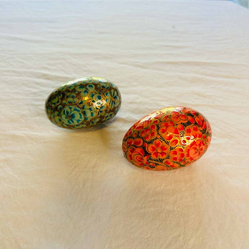 Handcrafted Floral Decorative Eggs